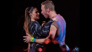 Quinto show de Coldplay: Tini la sorpesa del escenario de Chris Martin