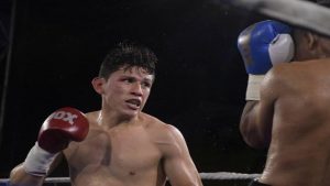 Un boxeador cayó en coma y se desplomó sobre la lona