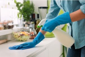 Anuncian un aumento del 24 por ciento para el personal doméstico