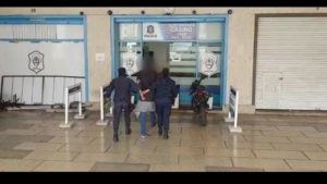 Lo detuvieron a 100 metros por robar un celular