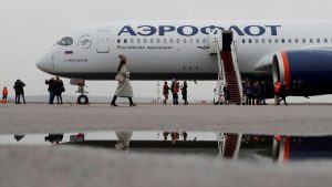 Estados Unidos pidió a sus ciudadanos que están en Rusia que abandonen el país