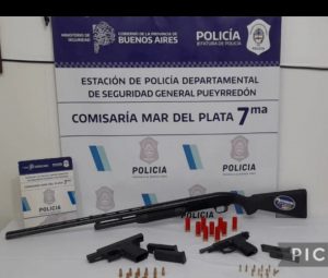 Allanan el domicilio de un anciano denunciado y encuentran armas y balas