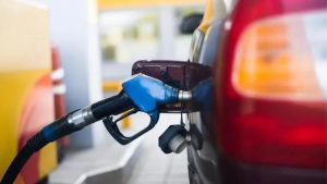 Aumentó un 4% el precio de la nafta