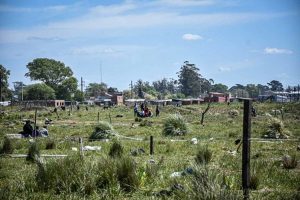 Tomas en Las Heras: Las familias quieren pagar los terrenos