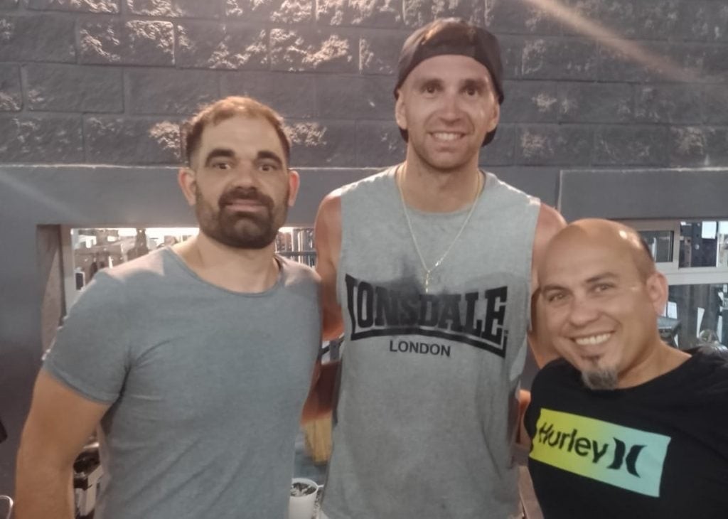 DIBU_MARTINEZ_EN_MAR_DEL_PLATA.jpg