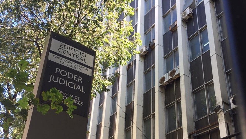 TRIBUNALES.jpg